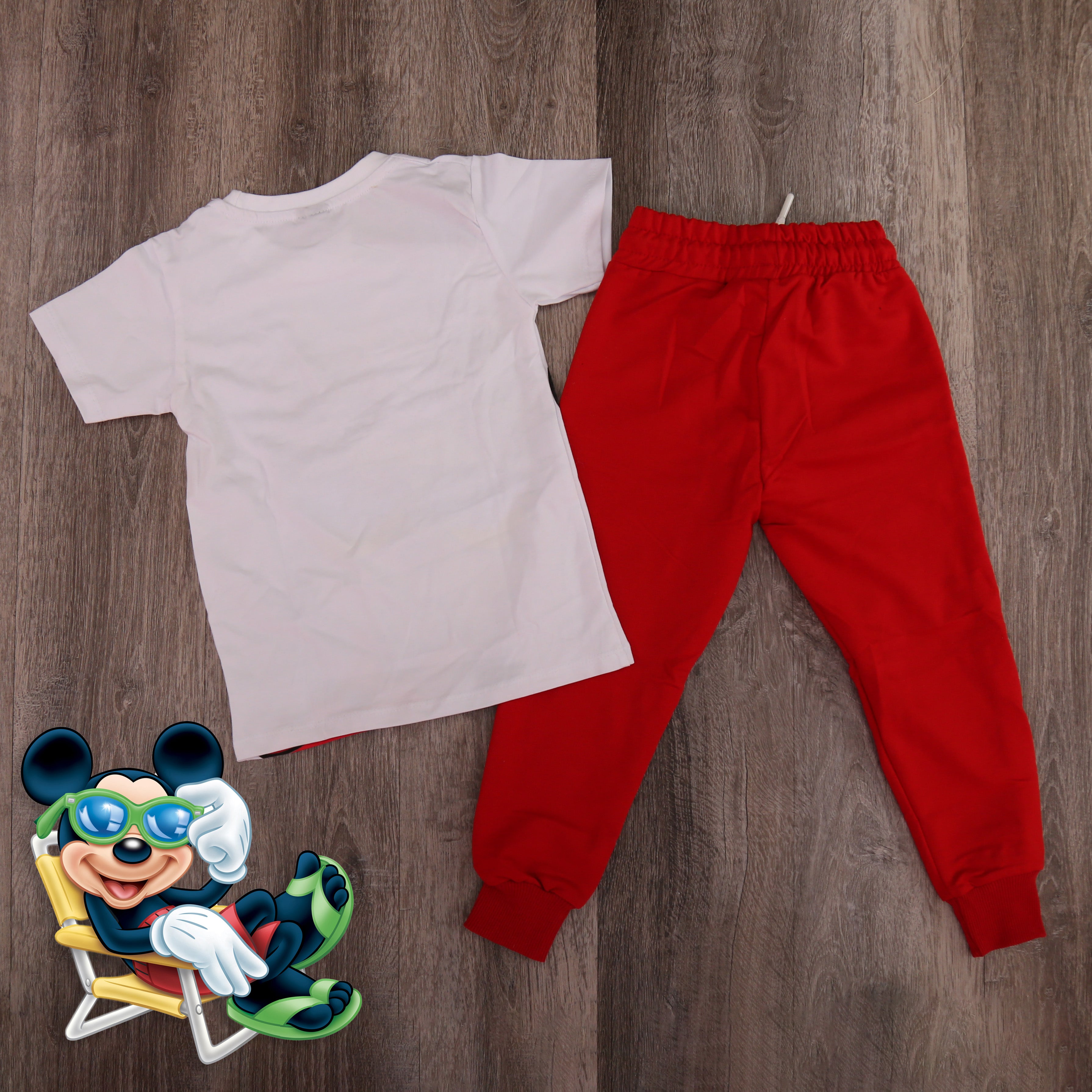 طقم تيشيرت وبنطال ميكي ماوس للأولاد - قطعتين