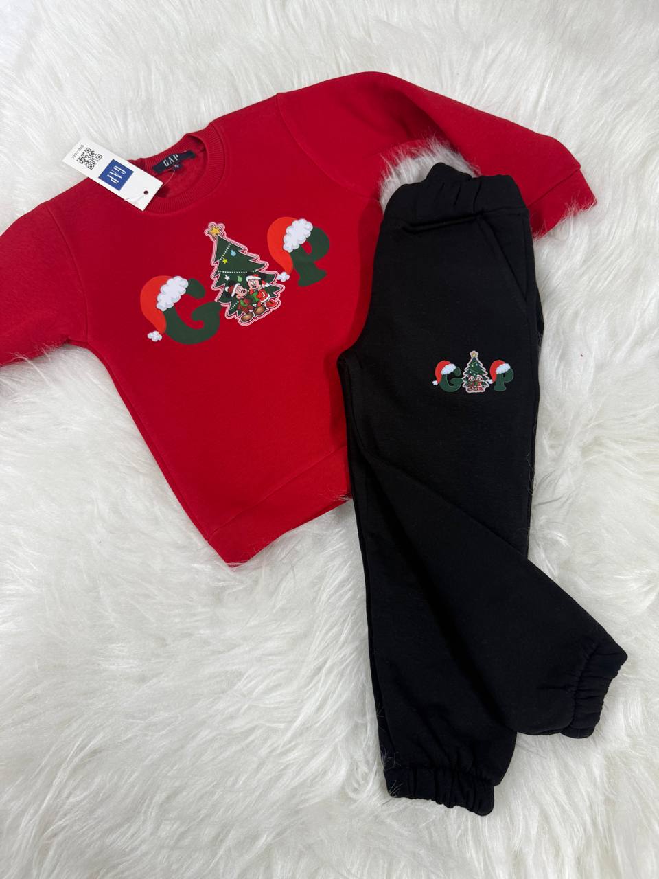GAP Christmas Tree and Mickey Mouse Red and Black Tracksuit Set - Kids Boys/Girls (3-12Y) (Copy)