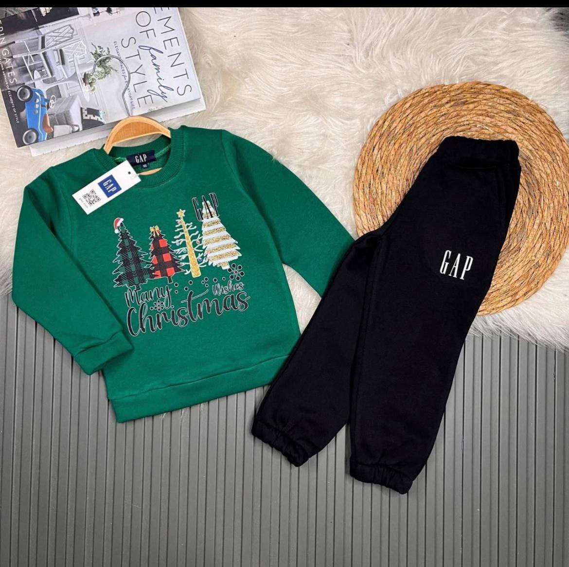 GAP Christmas Green and Black Tracksuit for Boys and Girls Set- Kids Boys/Girls (3-12Y)