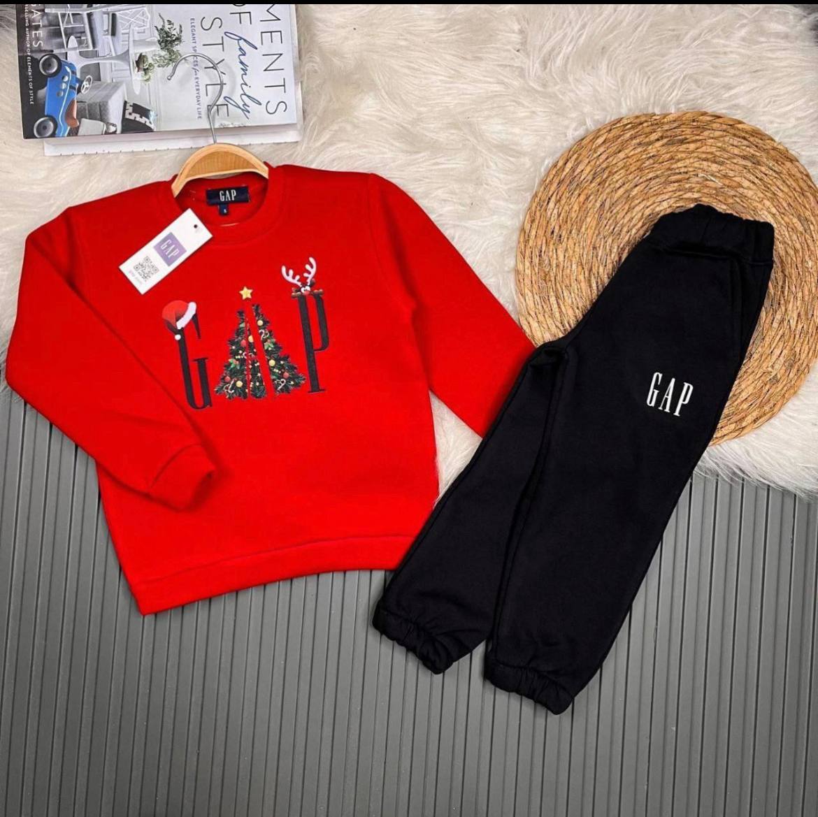 GAP Kids Festive Winter Christmas Set Red and Black- Kids Boys/Girls (3-12Y)