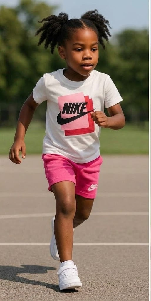 Nike Kids Active Play Summer Set–– Kids Boys/Girls (Ages 3 to 12)