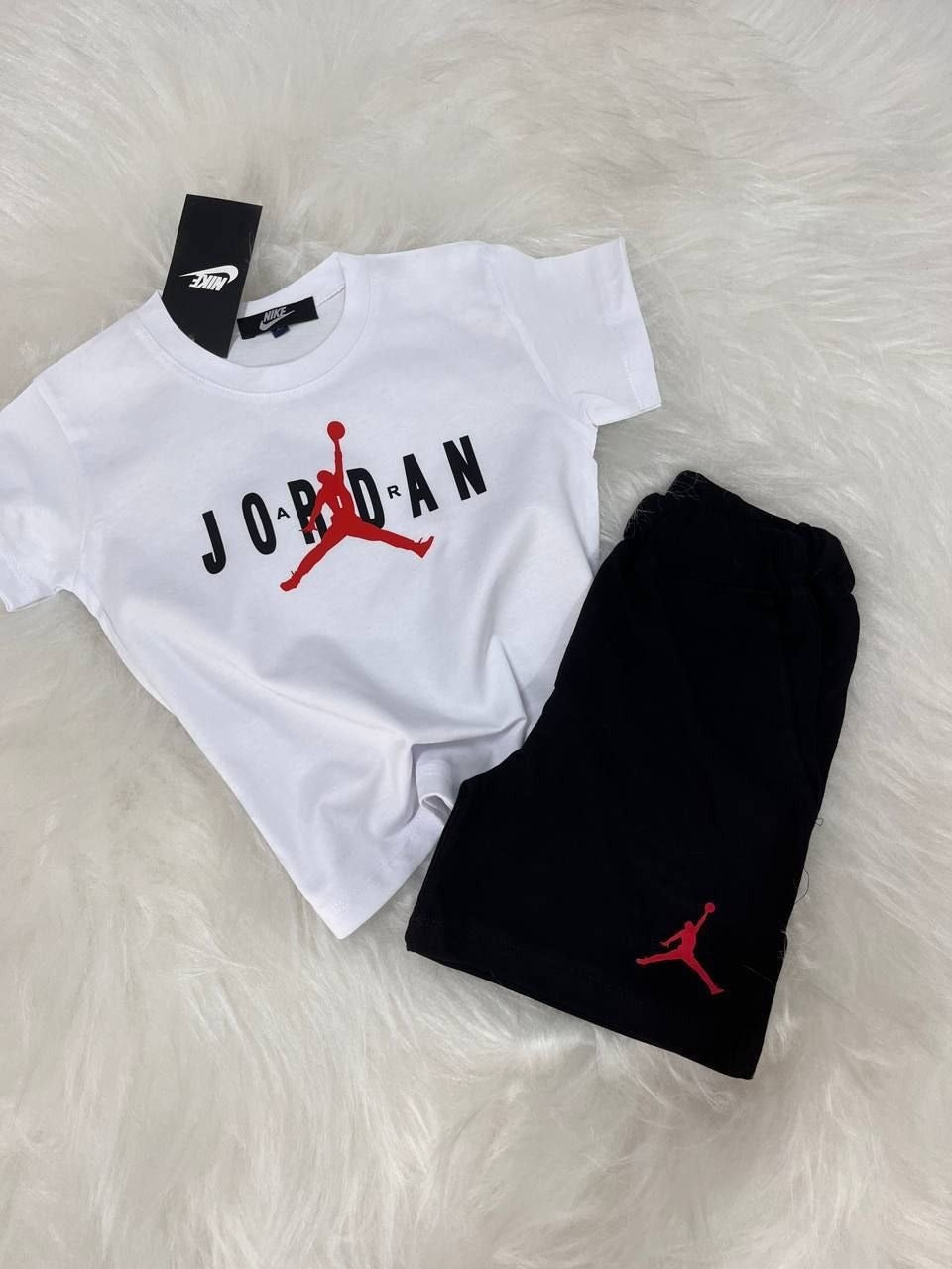 Jordan Tee and Shorts Sport Set for Kids –– Kids Boys (Ages 3 to 12)
