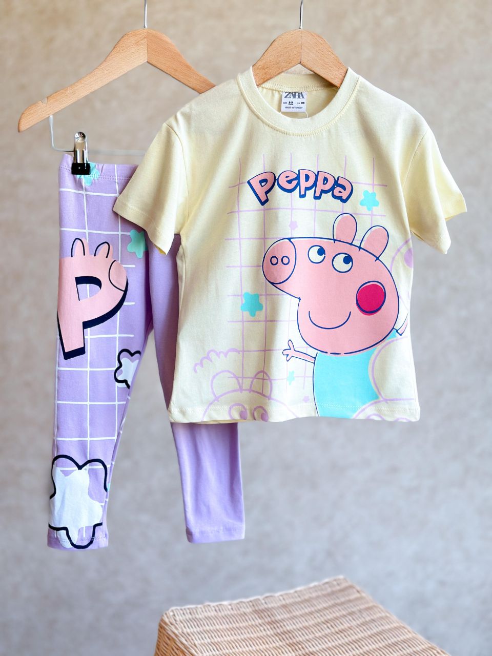 Peppa Pig Girls’ T-Shirt and Leggings Set– Kids Girls