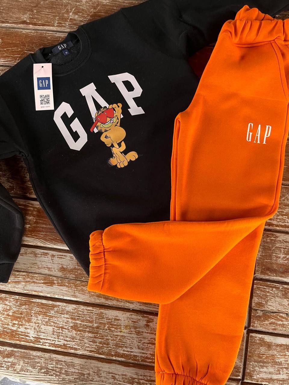GAP Garfield Black Sweatshirt and Jogger Kids Set (Fleece Inside) - Kids Boys/Girls (2PCs)