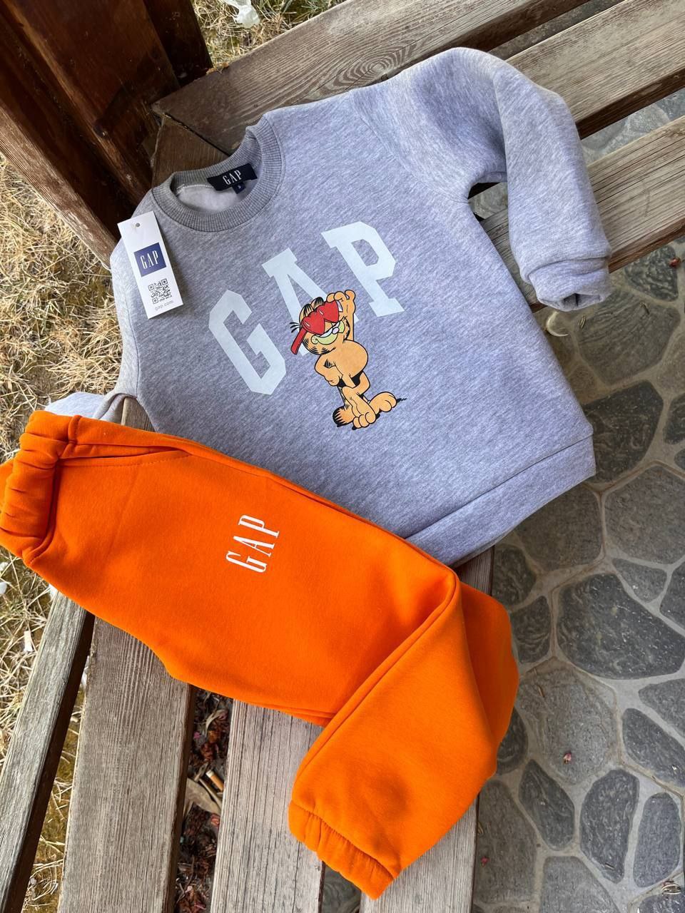 GAP Garfield Silver  Sweatshirt and Jogger Kids Set (Fleece Inside) - Kids Boys/Girls (2PCs)