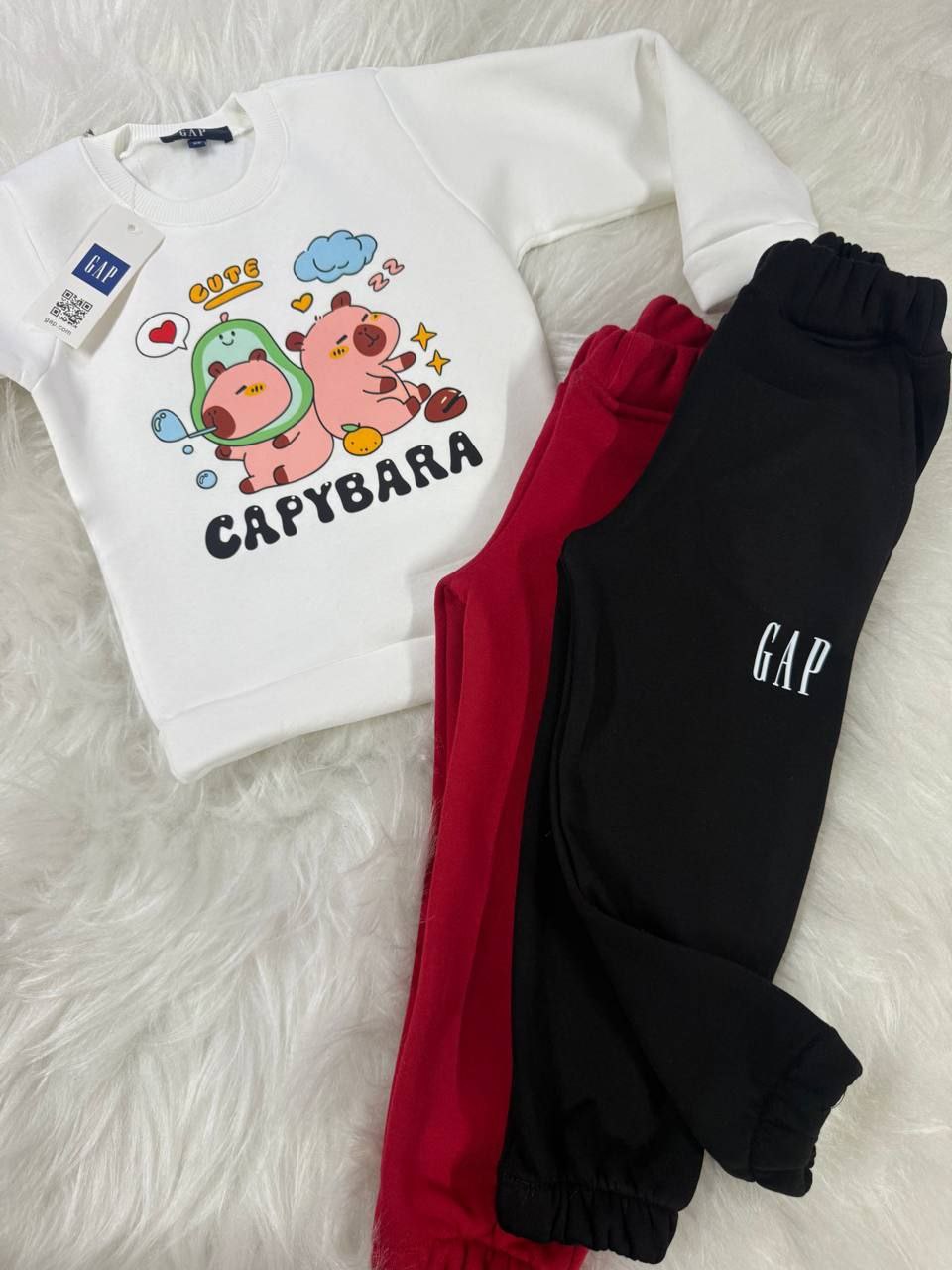 GAP Capybara Sweatshirt and Jogger Kids Set (Fleece Inside)- Kids Boys/Girls (2PCs)