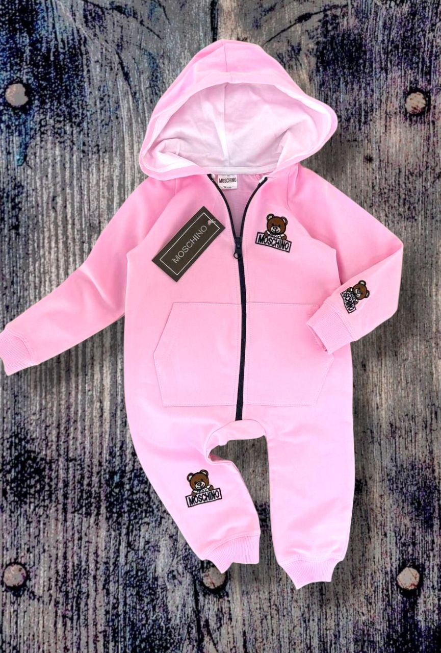 Moschino. Baby Pink Teddy Hooded Jumpsuit – Soft Cozy - Baby Girls (6 to 24M)