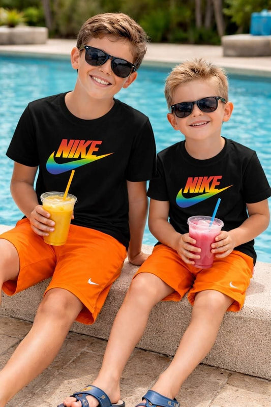 Nike Kids Gradient Logo Black T-Shirt and Shorts Set – Kids Boys/Girls (Ages 3 to 12)