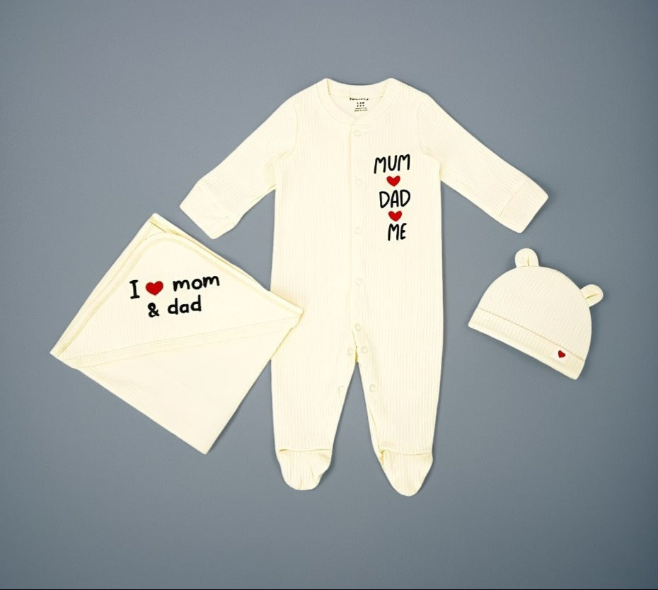 Newborn 3-Piece Romper Set – I Love Mom and Dad - (Newborn –6 M)